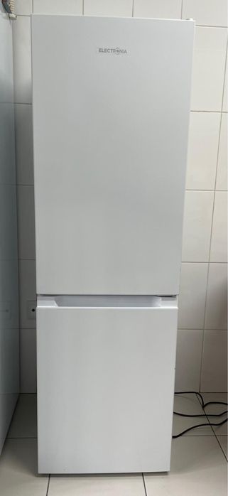 Frigorifico Eletronia 174L Seminovo