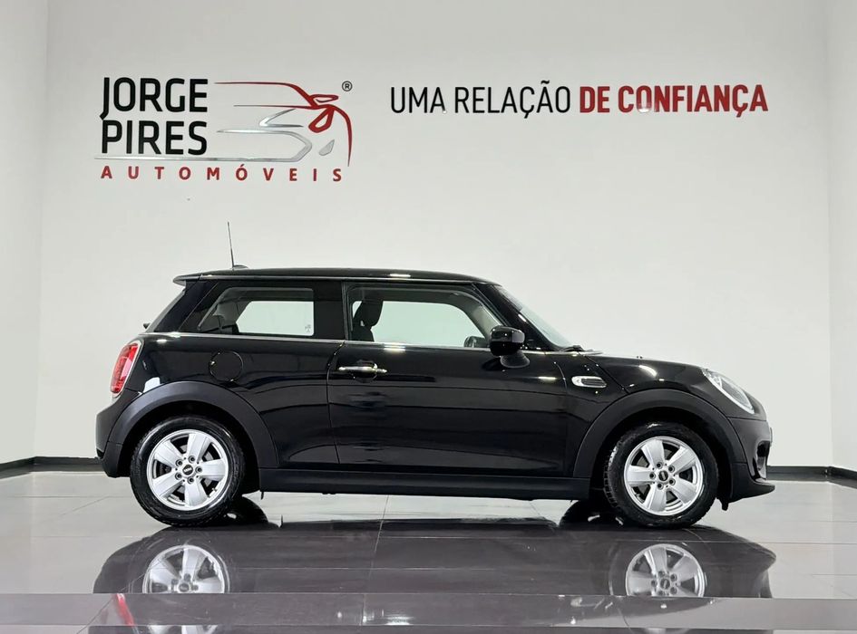 MINI 3 Portas One Sport Edition