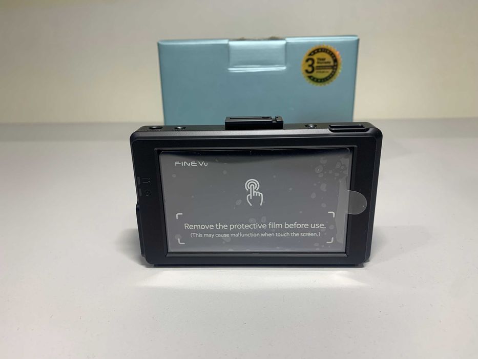 Kamera samochodowa wideorejestrator FineVu GX7000 + karta pamięci
