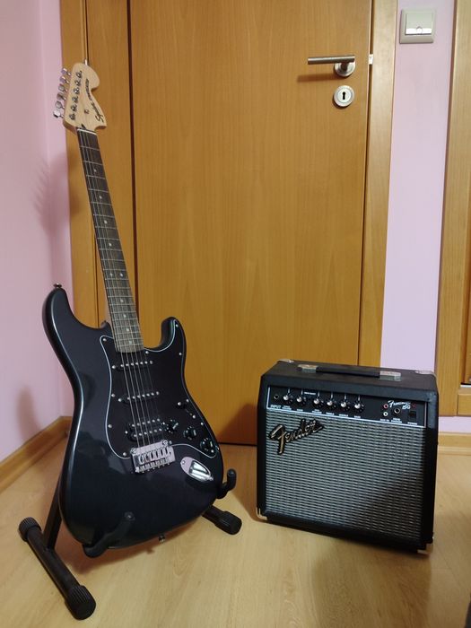 Guitarra Fender Squier + Amp