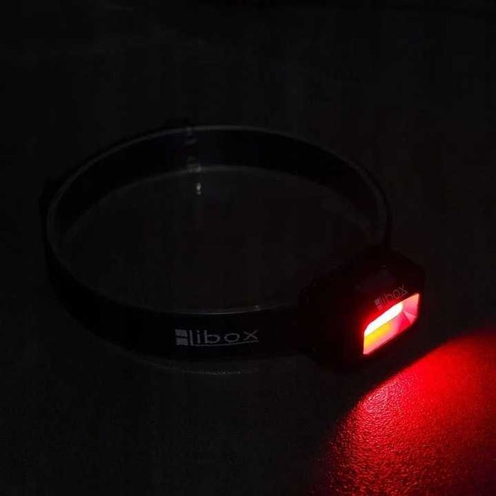 BIAŁE I CZERWONE ŚWIATŁO Latarka czołowa akumulatorowa czołówka LED