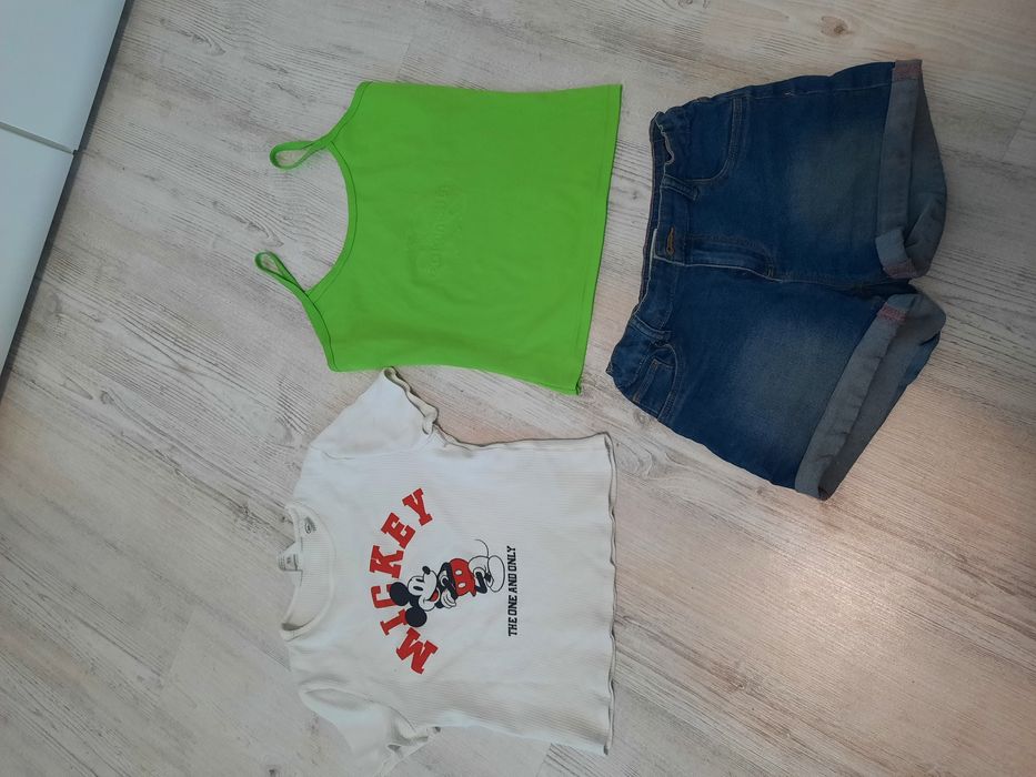 Paka ubrania dla dziewczynki spodenki + t-shirt  na 140-146