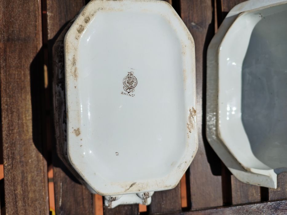 Terrina da Real Fábrica de Sacavém