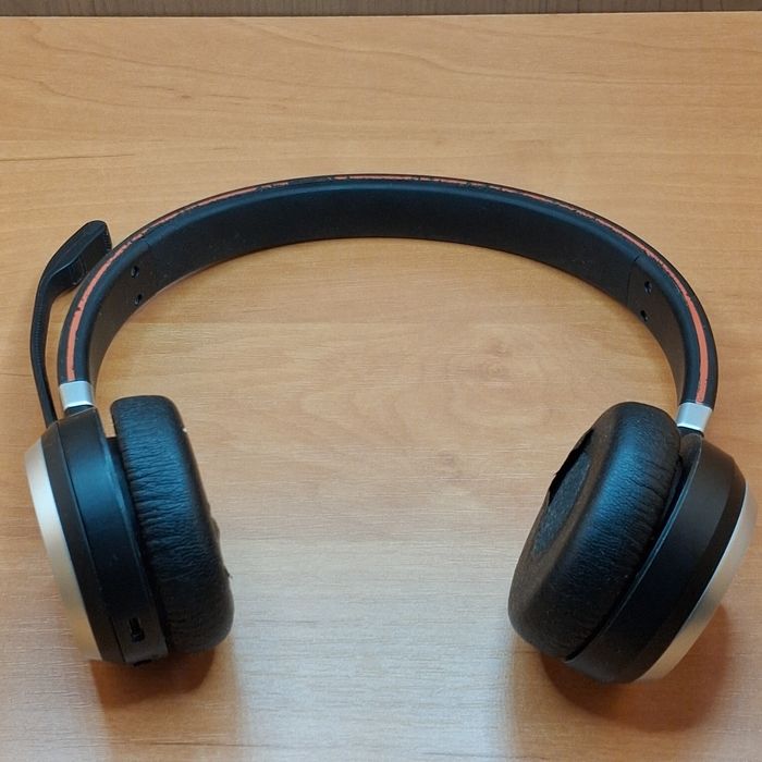 Продам блютуз наушники Jabra Evolve 65