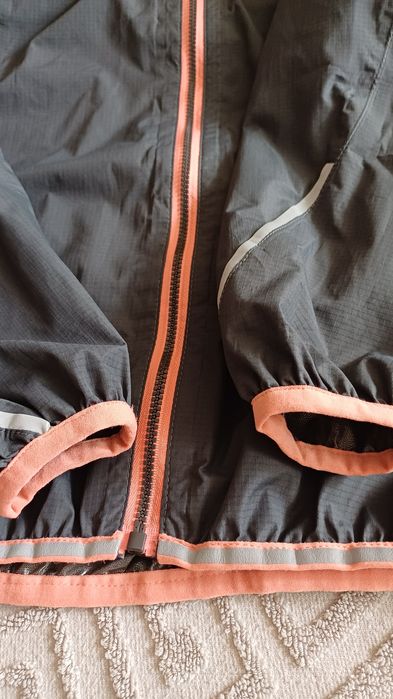 Дождевик-ветровка на девочку