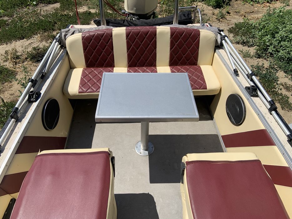 Продам Прогресс 4м yamaha 60 инжектор 2012года