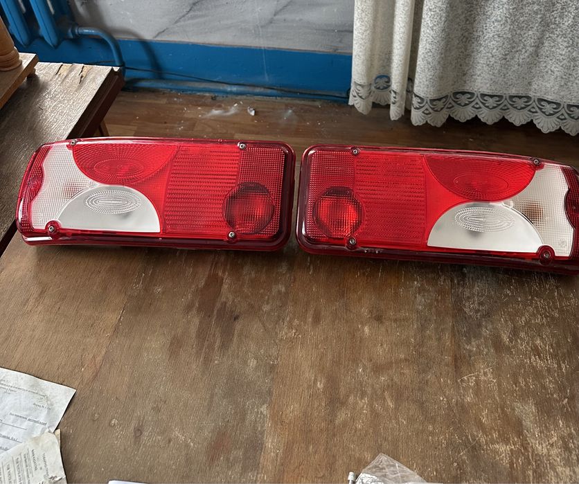 Задні ліхтарі на вантажівку Vignal MAN TGA, TGL, TGM, TGX ,Scania