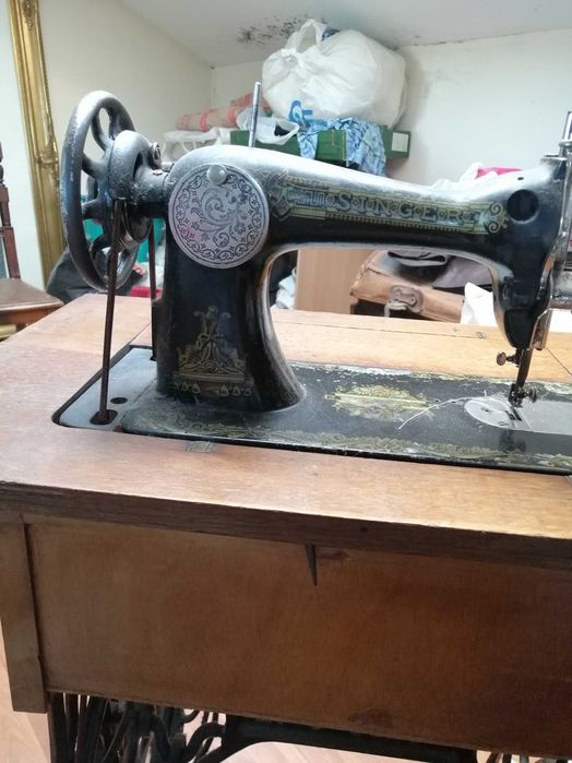 Máquina de costura antiga