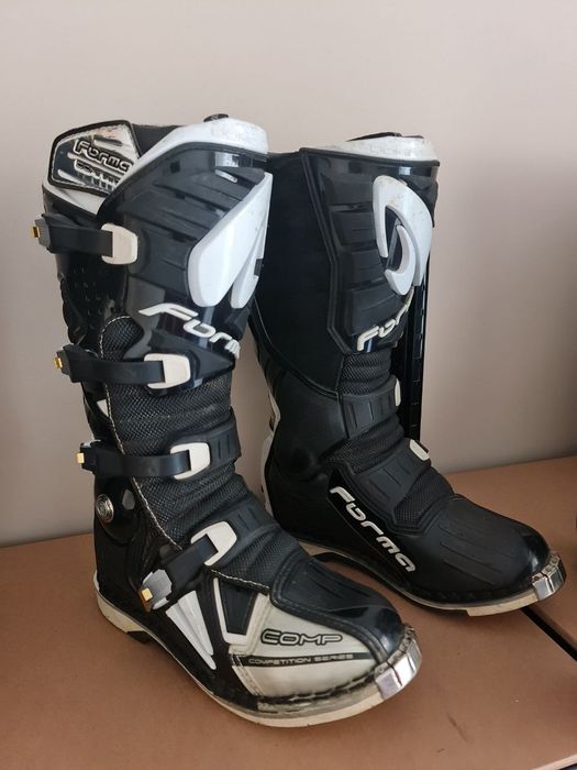 Мотоботи крос ендуро взуття чоботи екіпірування захист крос ендуро Kross Enduro