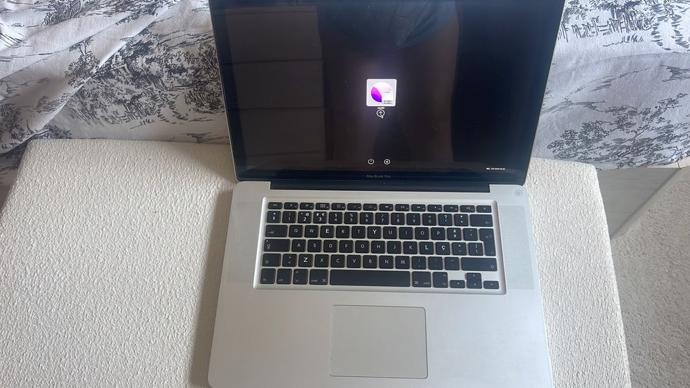 Vendo notebook 2011