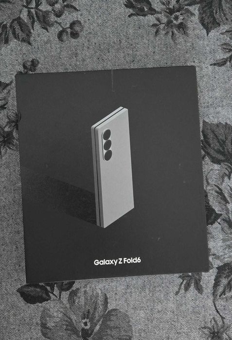 Samsung  ZFOLD 6 7.6'' - 12 GB   1 TB - Cinzento -  Garantia - TROCA