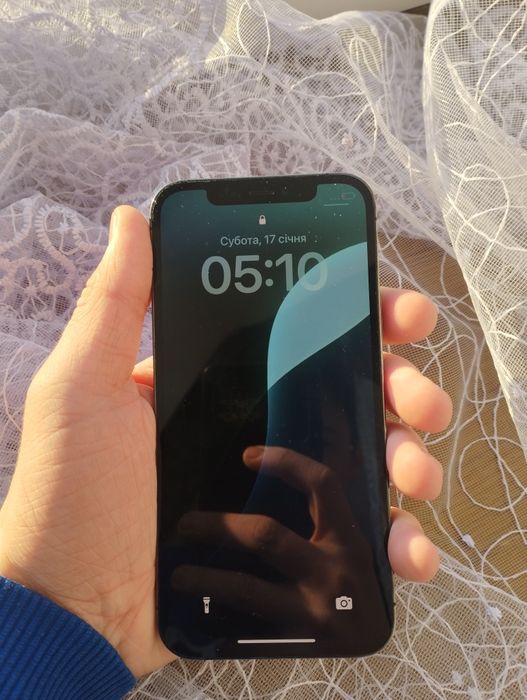 продам Айфон 12 про