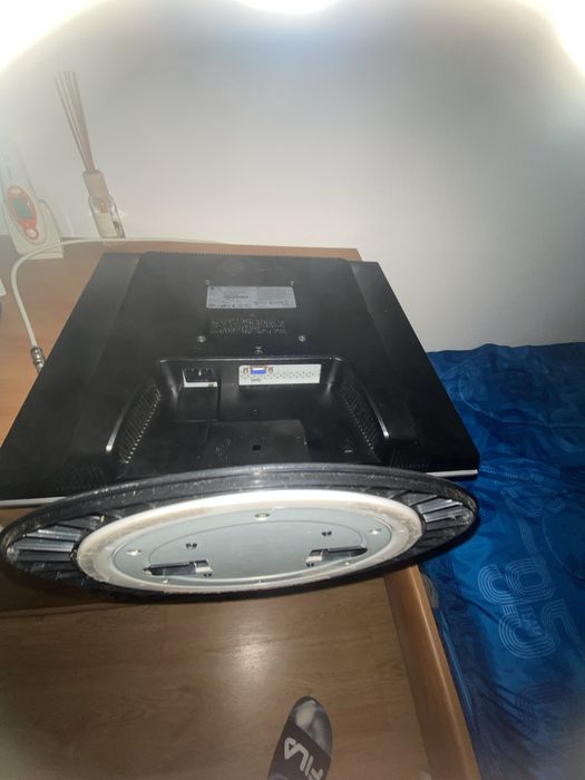 Vendo 1 Televisão !!ler descrição!!