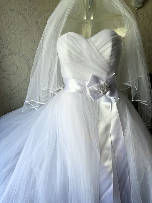 Платье свадебное фата аксессуары