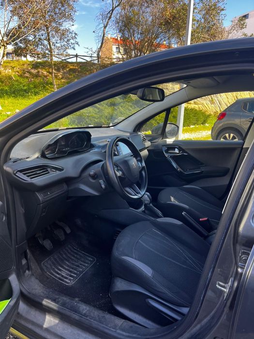 Peugeout 208 HDI