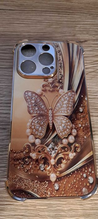 Etui do iphone 16 pro