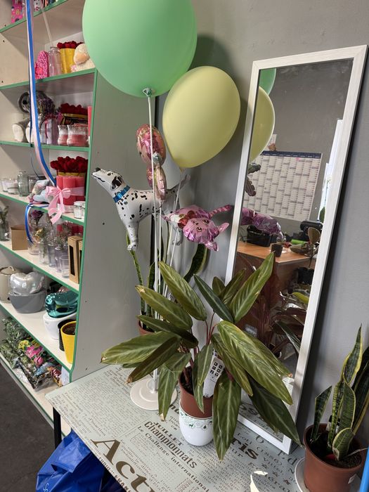 Готовий діючий бізнес, магазин квітів та кульок