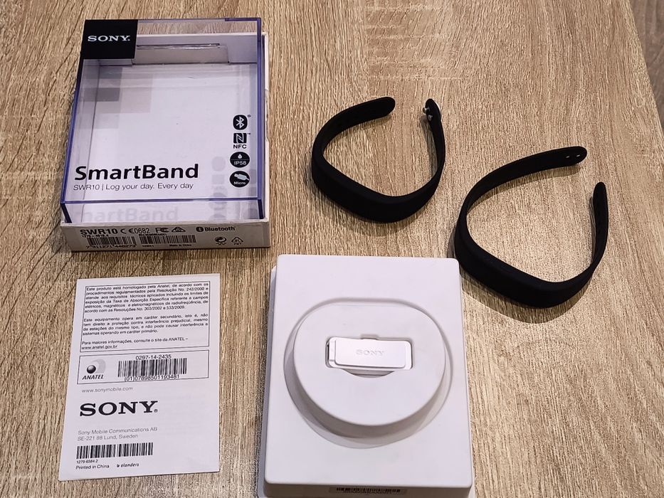 Nowy monitor aktywności Sony smartband gratis druga opaska tanio