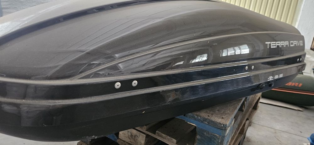 Бокс автомобільний, бокс на кришу, автобагажник