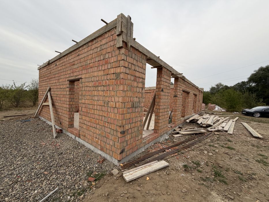 Будинок Duplex 94м2 + піднавіс для авто