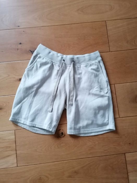 Esmara beżowe krótkie spodenki 36/S