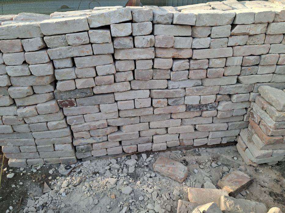 Продам кирпич б/у