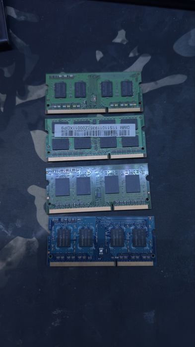 Pamięć RAM DDR3 do laptopa 4x2GB PC3-10600S
