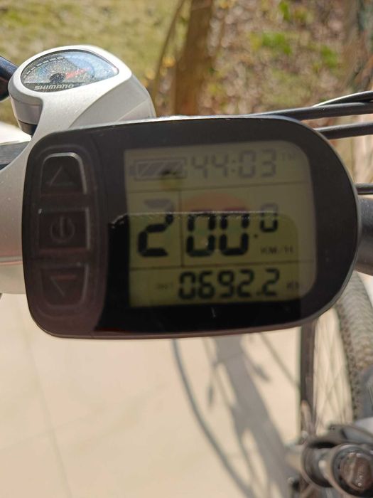 Elektryczny rower górski AKEZ 29” – stan jak nowy!