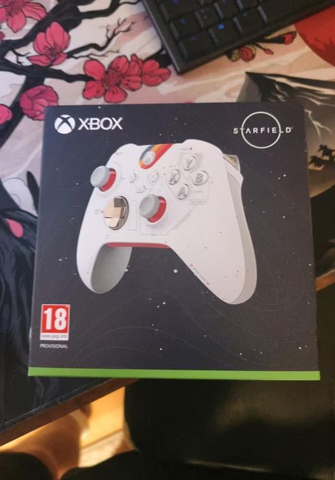 Xbox Series X 1TB z kontrolerem Starfield Edition