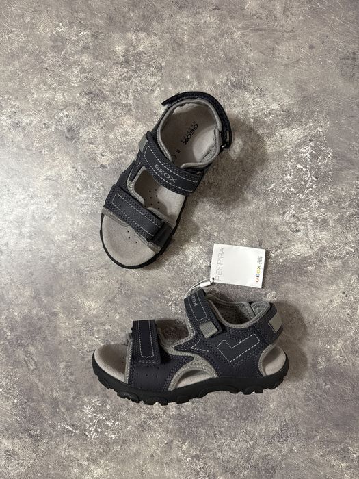 (29 р) Дитячі босоніжки Geox Strada, Устілка 19 см