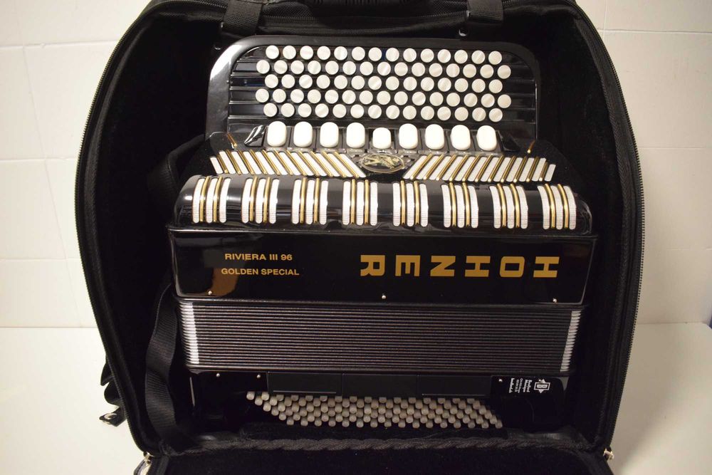 Acordeao Hohner Rveira III Gold 3 Voz, N . 116