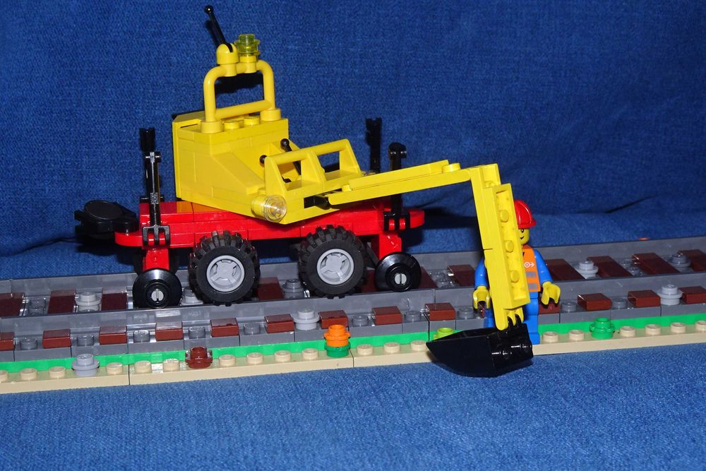 GRATIS wysyłka LEGO Train 9V - 4525 Road and Rail Repair koparka