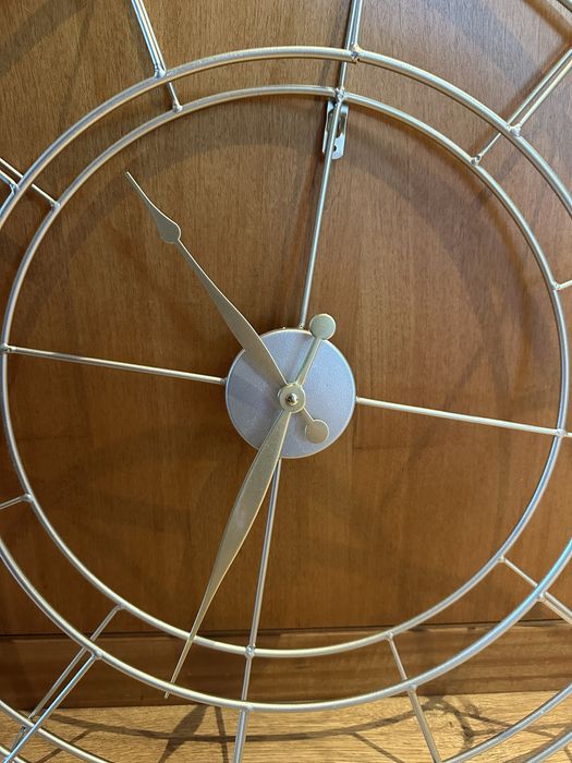 Relógio de parede NOVO, diametro 58cm