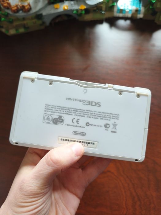 Nintendo 3DS Branca com 32GB e Homebrew