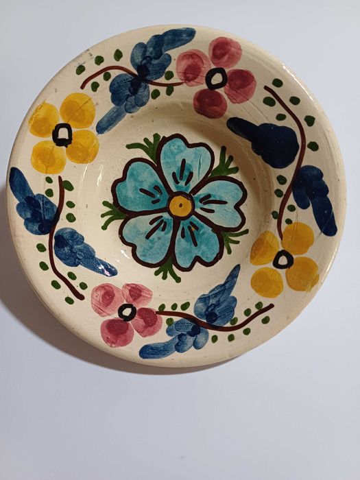 Conjunto 3 Peças pintadas à mão.