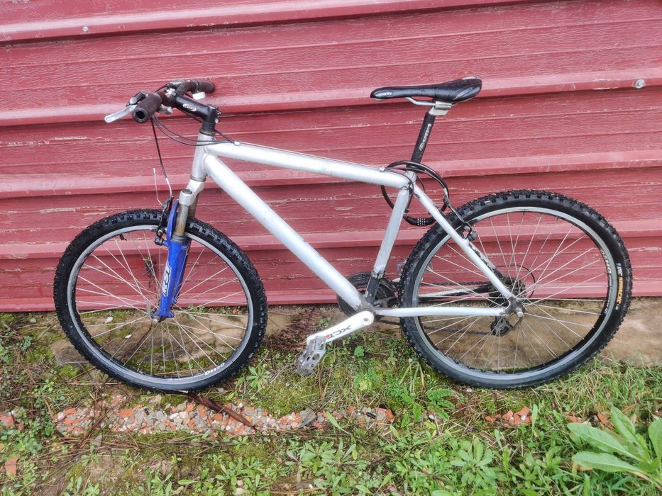 Bicicleta de aluminio montanha