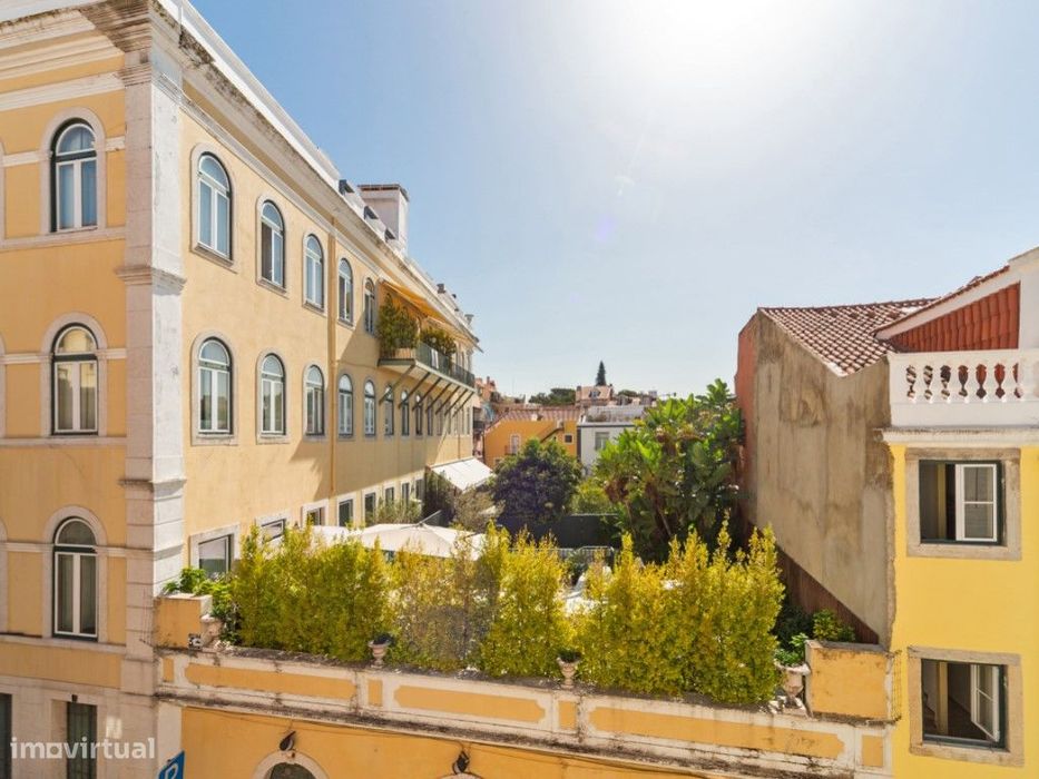 Apartamento duplex com terraço e vista Tejo no Príncipe Real!