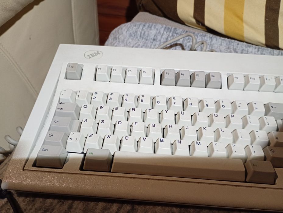 Retro klawiatura ibm