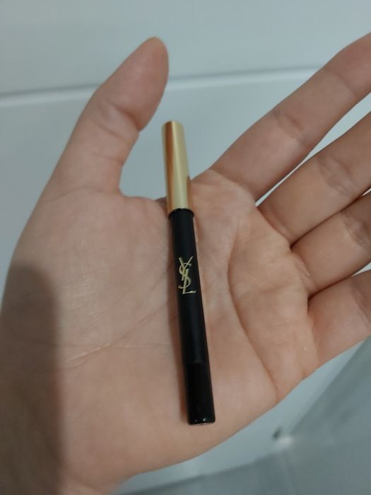 Kredka do oczu YSL Yves Saint Laurent Dessin du Regard Waterproof czar