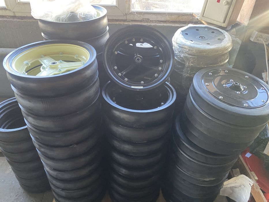 Прикочуюче колесо AA98187 John Deere AA86055