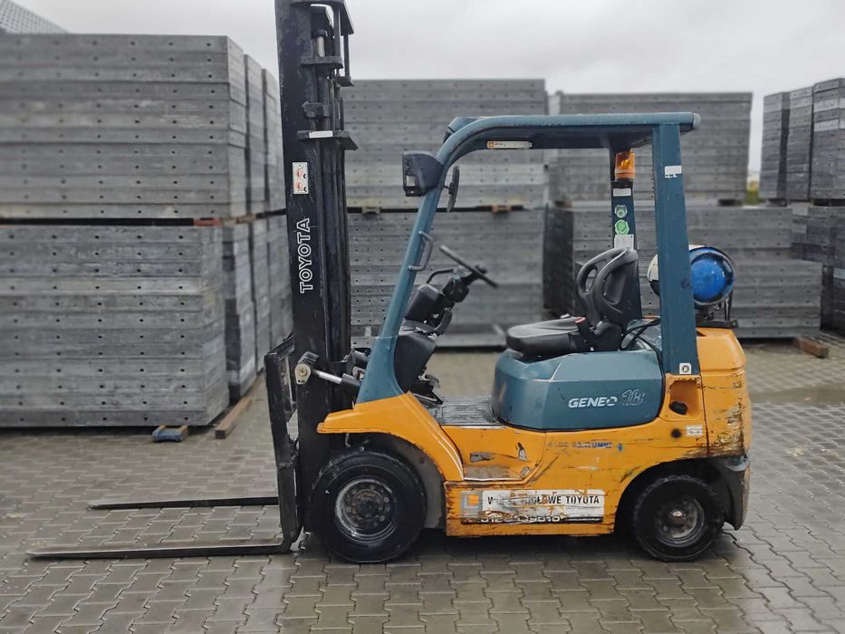 Wózek widłowy Toyota 7FG18 2006 UDT