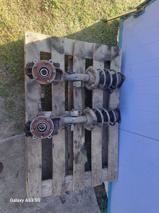 Amortyzator, kolumna McPhersona PRAWA / LEWA FORD FOCUS MK3 1.6 TDCi