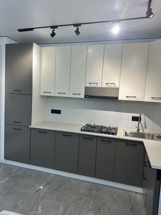 Оренда 2к.квартири, центр,  ЖК Фемелі Плаза_LO