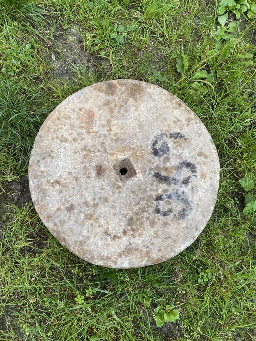 Stary kamień szlifierki