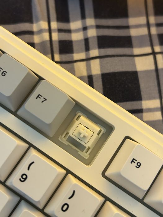 Нова Aula f75  механічна бездротова