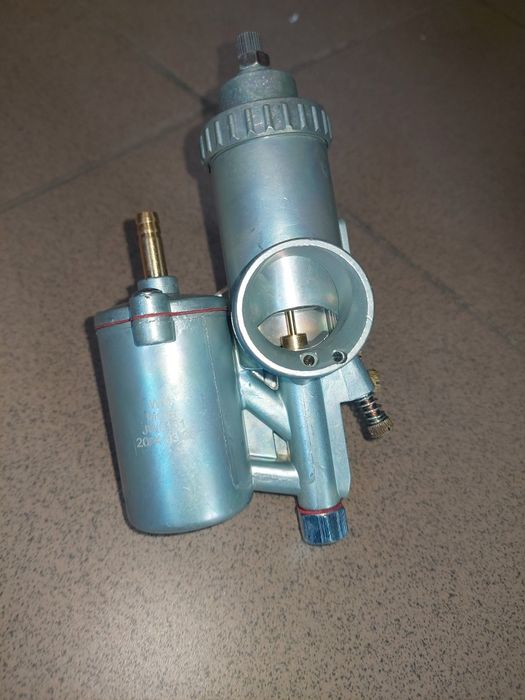 Nowy kpl zapakowany gaznik cezeta cz 350 /jawa