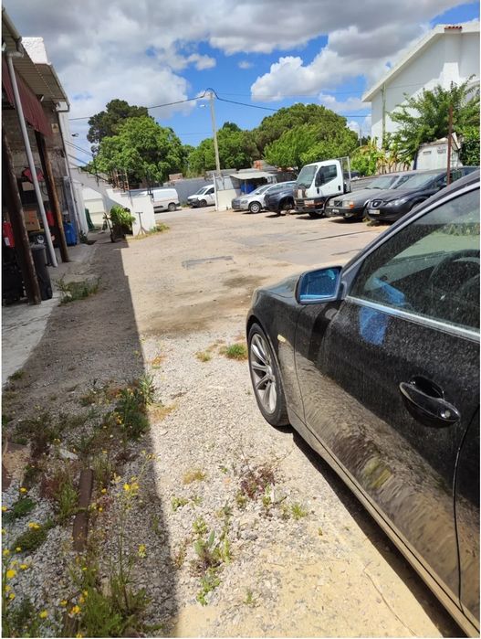 "TRESPASSE Oficina Mecânica | 140k faturação | Renda 1.000€ | Azeitão"