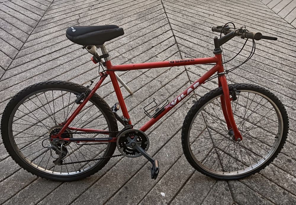 Bicicleta BTT/MTB Shimano – 18 Velocidades – Roda 26”