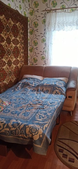 Здам Половину будинку.