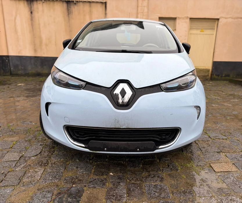 Frente Completa Renault ZOE Ano 2015